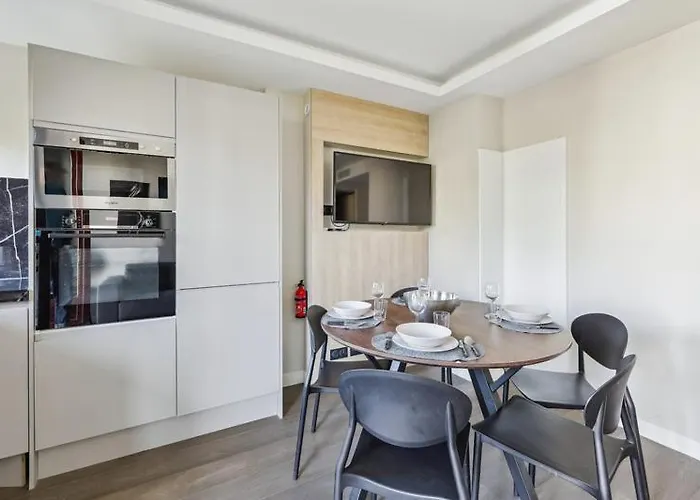 Appartamento 330 Pernet 3 : Elegance And Comfort In *